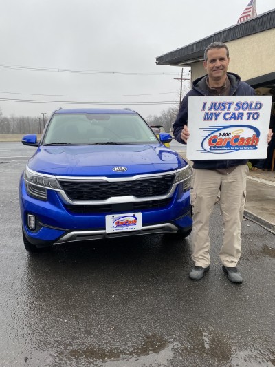 Happy car seller